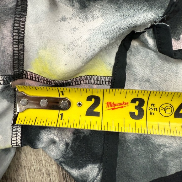 Lululemon Speed Shorts‎ - Picture 16 of 16